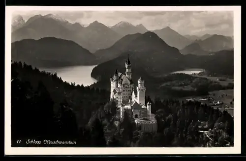 AK Neuschwanstein, Das Schloss aus der Vogelschau