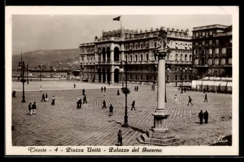AK Trieste, Piazza Unità, Palazzo del Governo