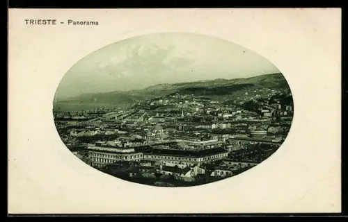 AK Trieste, Panorama della città dall`alto