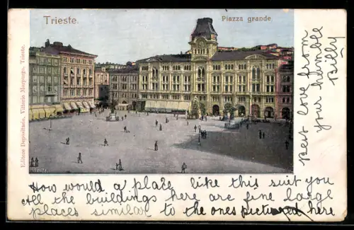 AK Trieste, Piazza grande con edifici storici e persone
