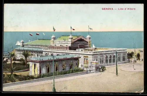 AK Genova, Lido d`Albaro, Veduta del lido con padiglioni e bandiere sullo sfondo del mare