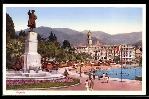 AK Rapallo, Vista del lungomare con monumento e caseggiato sullo sfondo