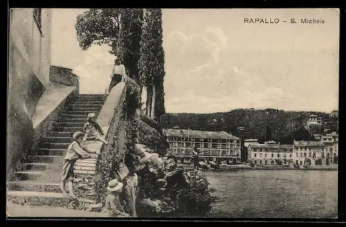 AK Rapallo, S. Michele, vista sulla passeggiata e edifici sul lungomare