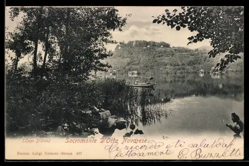 AK Orta San Giulio, Sacromonte d`Orta Novarese, Lago d`Orta con vegetazione e barche sul lago