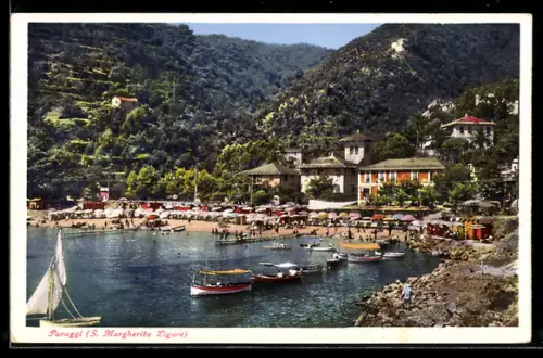 AK Paraggi /S. Margherita Ligure, Veduta della spiaggia con ombrelloni e barche sul mare