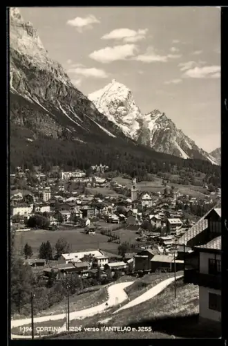 AK Cortina, Vista verso l`Antelao e il paesaggio montano circostante