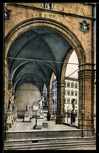 AK Firenze, Interno della Loggia dei Lanzi