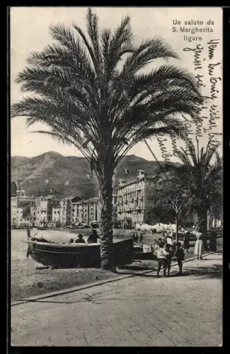 AK S. Margherita Ligure, Vista sul lungomare con palme e persone passeggiando