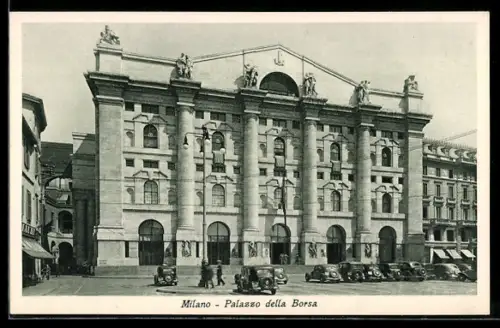 AK Milano, Palazzo della Borsa con automobili d`epoca