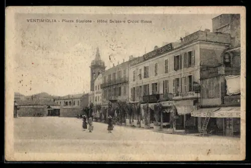 AK Ventimiglia, Piazza Stazione, Hôtel Suisse e Croce Rossa