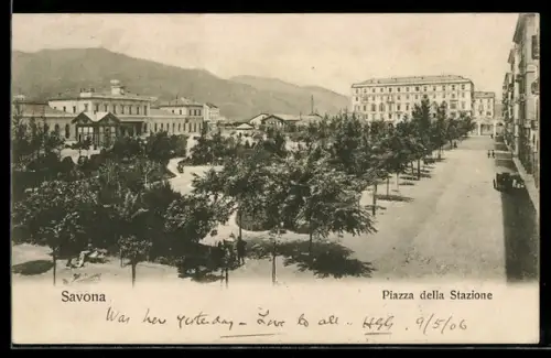 AK Savona, Piazza della Stazione con alberi e edifici sullo sfondo