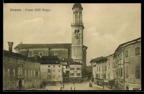 AK Cormons, Piazza XXIV Maggio con campanile e caffè