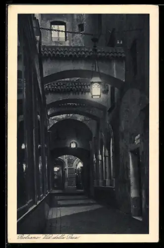 AK Bolzano, Via della Pesa illuminata di notte