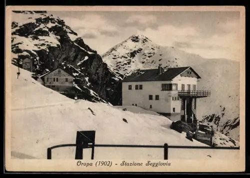 AK Oropa, Stazione Seggiovia innevata con montagne sullo sfondo