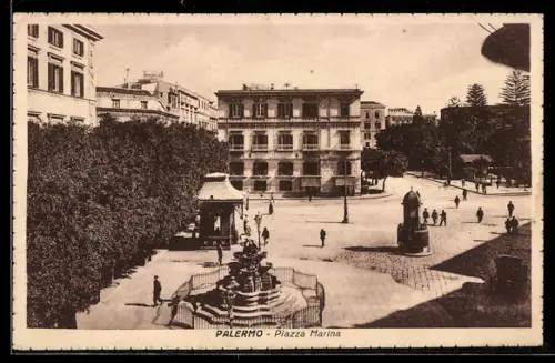 AK Palermo, Piazza Marina con vista sulla fontana e edifici circostanti