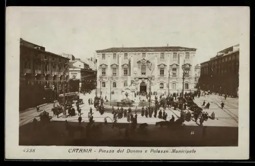 AK Catania, Piazza del Duomo e Palazzo Municipale