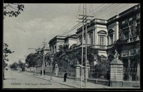 AK Catania, Viale Regina Margherita con edifici storici e alberi lungo la strada