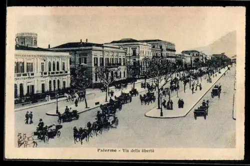 AK Palermo, Via della Libertà con carrozze e pedoni