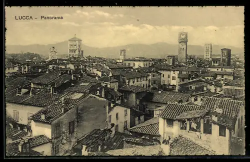 AK Lucca, Panorama della città con torri e tetti storici