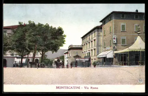 AK Montecatini, Via Roma con edifici e carrozze