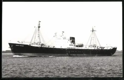 Fotografie Sowjetisches Frachtschiff Leonid Leonidov in Fahrt