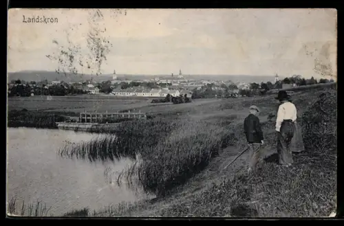 AK Landskron i. B., Blick zum Ort
