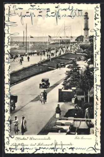 AK Warnemünde, Leuchtturm u. Bismarckpromenade, Gaststättentische, Rundgebäude