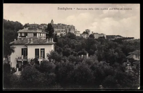 AK Bordighera, Panorama della Città vecchia dall`Hotelde Londres