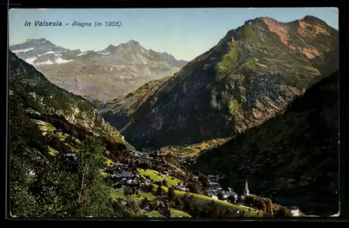 AK Alagna /Valsesia, Vista panoramica delle montagne e del villaggio alpino