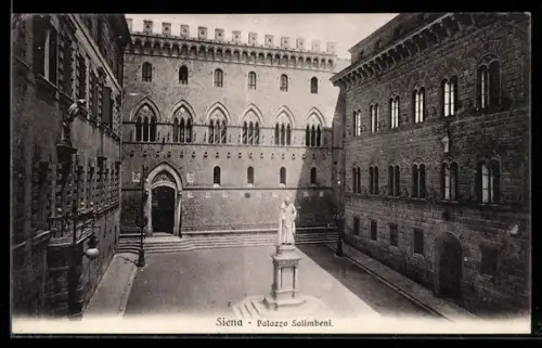 AK Siena, Palazzo Salimbeni con statua al centro della piazza