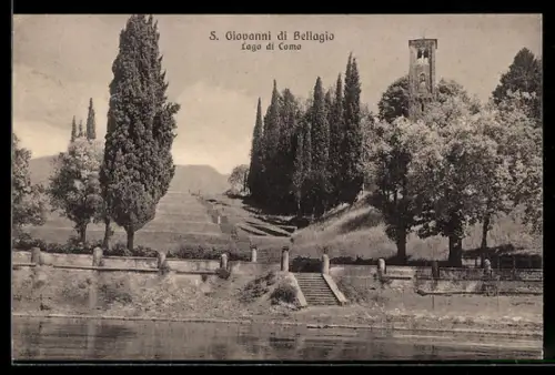AK S. Giovanni di Bellagio, Vista sul campanile e giardino alberato dalla riva del lago