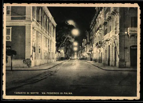 AK Taranto, Via Federico di Palma di notte illuminata