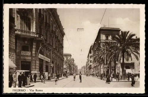 AK Palermo, Via Roma con palme e passanti