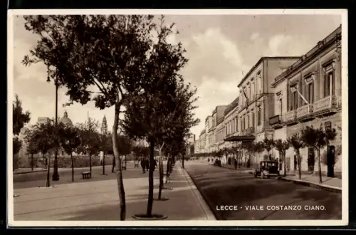 AK Lecce, Viale Costanzo Ciano con alberi e palazzi storici