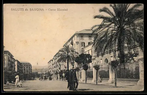 AK Savona, Corso Mazzini con palme e passanti