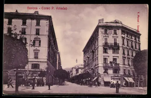 AK Savona, Corso P. Amedeo con edifici storici e passanti
