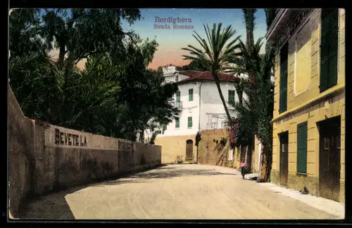 AK Bordighera, Strada Romana con palme e edifici storici