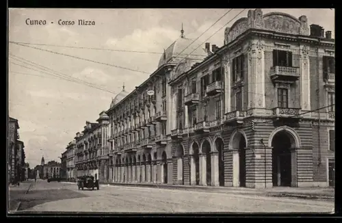 AK Cuneo, Corso Nizza con edifici storici e auto d`epoca