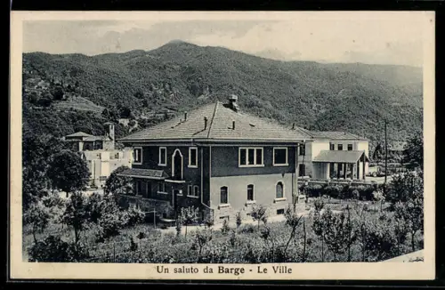 AK Barge, Le Ville