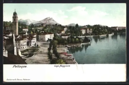 AK Pallanza /Lago Maggiore, Vista panoramica del lungolago e delle montagne sullo sfondo