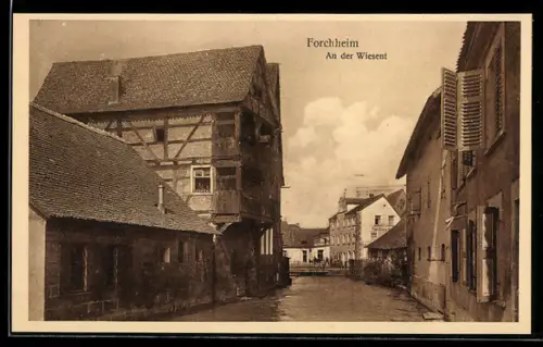 AK Forchheim, An der Weisent, Kanalansicht mit Häusern