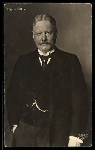 AK Portrait Fürst v. Bülow im Anzug mit Krawatte