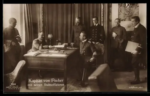 AK Kapitän von Fischer mit seinen Stabsoffizieren