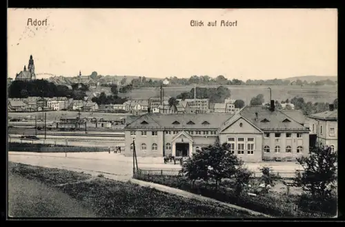 AK Adorf, Ortsansicht mit Gleisanlagen und Bahnhof