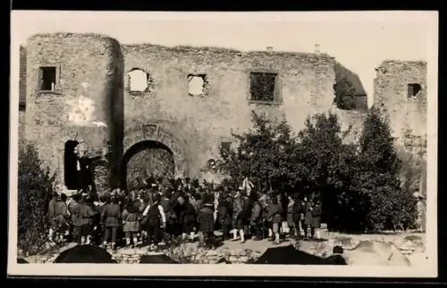 Foto-AK Giebelstadt, Festspiel am Geyerschloss