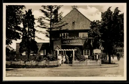 AK Bad Hitzacker, Strassenpartie an Konditorei-Kaffee Knigge