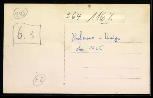 Foto-AK Usingen, Strassenpartie mit Teich