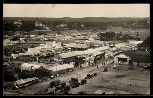 Foto-AK Dresden, Vogelwiese mit Blick zur Villa Grumbt