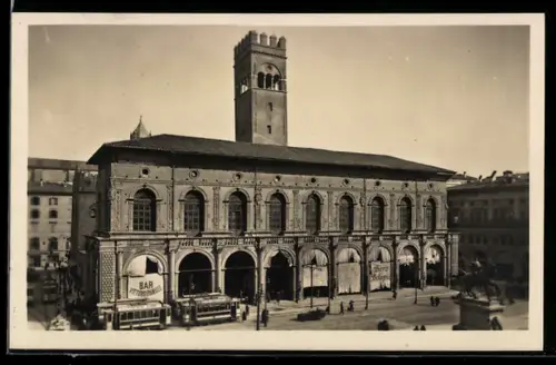 AK Bologna, Palazzo del Podestà, Strassenbahn