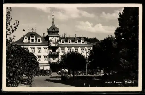 AK Heiden, Hotel Krone, Fassade mit Park